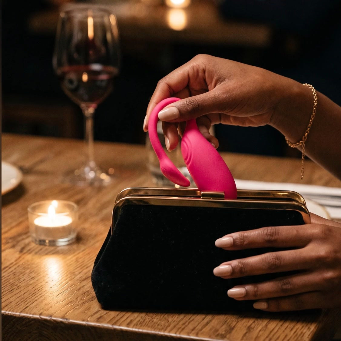 The Flamingo slipped into an evening clutch at a candlelit dinner